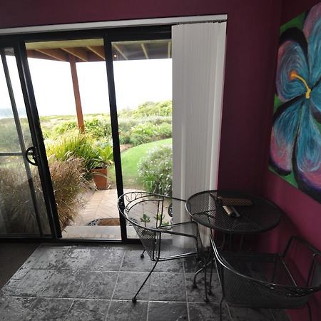 נארומה Beachfront Apartments חדר תמונה